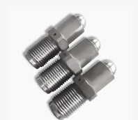 How does the choice of screw barrel material affect different plastics?